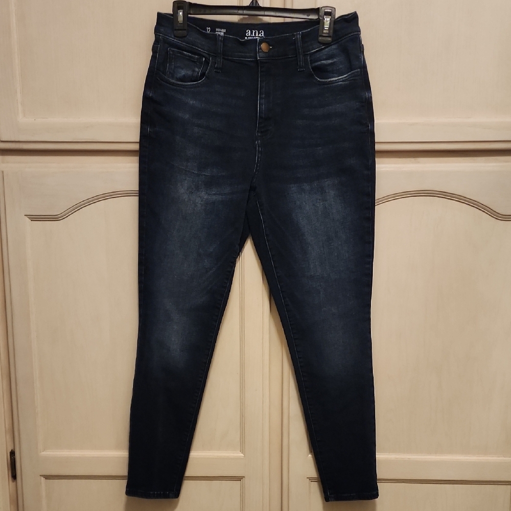 a.n.a Women High Rise Skinny Jeans in Dark Wash Blue